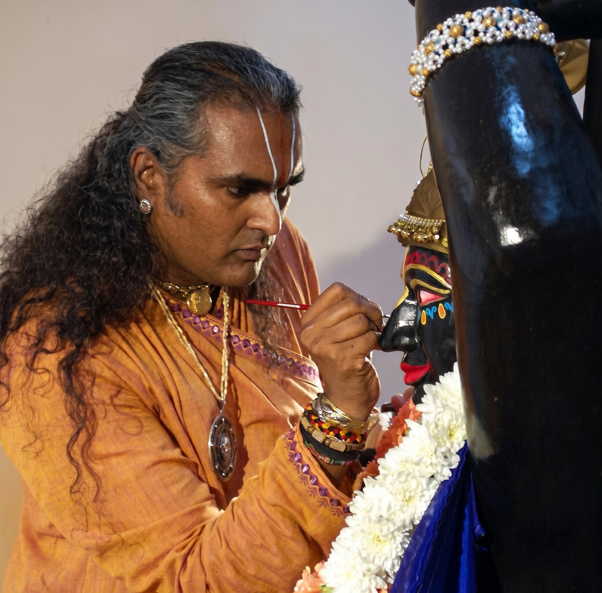 HH-Guruji1.jpg